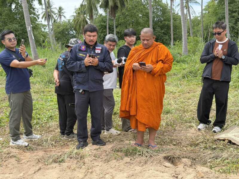 กู้ภัยฯ นิมนต์พระทำบุญหลุม 5 ศพ เผยภารกิจค้นหาสุดกดดัน-อาศัยแรงศรัทธานำทาง