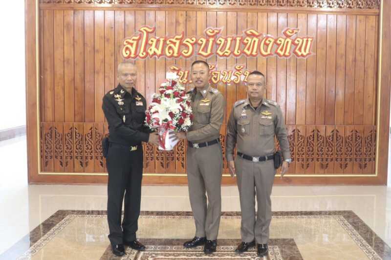 พิษณุโลก ภ.จว.พิษณุโลก วันนี้ (5 ส.ค. 69) เวลา 09.00 น. พล.ต.ท.กิติศักดิ์ ดุรงควิบูลย์ ผบช.ภ.6 มอบหมายให้ พล.ต.ต.ณัฐวุฒิ ภาคภูมิ รอง ผบช.ภ.6 พล.ต.ต.นิคม เครือนพรัตน์ ผบก.ภ.จว.พิษณุโลก ร่วมบำเพ็ญกุศล เนื่องในวันพระราชทานกำเนิด รร.จปร. ครบรอบปีที่ 139
