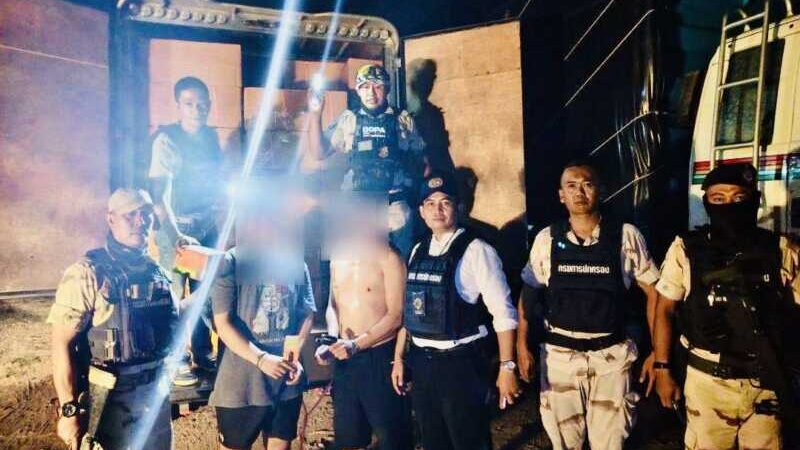 ผู้ว่าฯ สงขลา แถลงผลจับกุมบุหรี่ไฟฟ้าล็อตใหญ่ ยึดของกลางกว่า 205,704 ชิ้น มูลค่าราว 30 ล้านบาท ขยายผลล่าเครือข่ายข้ามชาติ