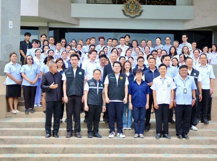 ลพบุรี รัฐมนตรีว่าการกระทรวงสาธารณสุข (ท่านพัฒนา พร้อมพัฒพัฒน์) ตรวจเยี่ยมหน่วยบริการโรงพยาบาลโคกสำโรง จังหวัดลพบุรี