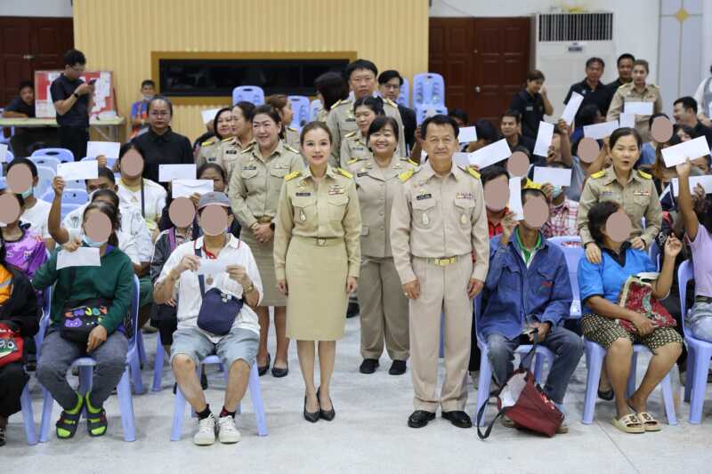 พิษณุโลก อบจ.พิษณุโลก มอบเงิน “สงเคราะห์ผู้ป่วยที่ยากไร้” เป็นค่าเดินทางไปรักษาพยาบาล เพื่อบรรเทาปัญหาความเดือดร้อนให้ประชาชน