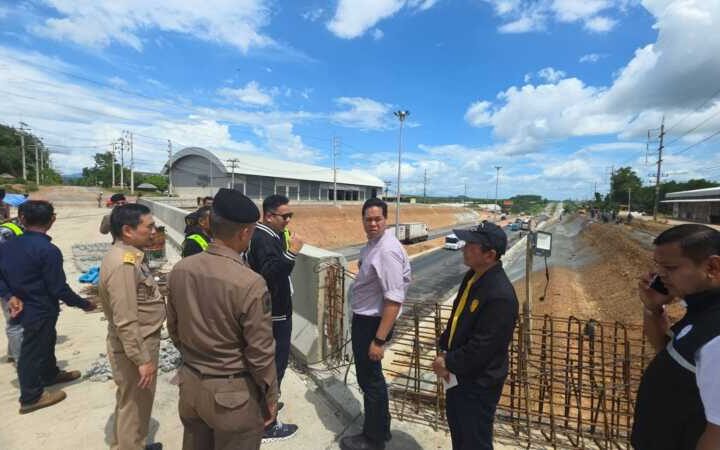 “สรรเพชญ” ลงพื้นที่บางกล่ำ เร่งคืนผิวจราจรภายในปลายกันยายน ย้ำความปลอดภัยประชาชน หลังอุบัติเหตุซ้ำซ้อนช่วงก่อสร้าง