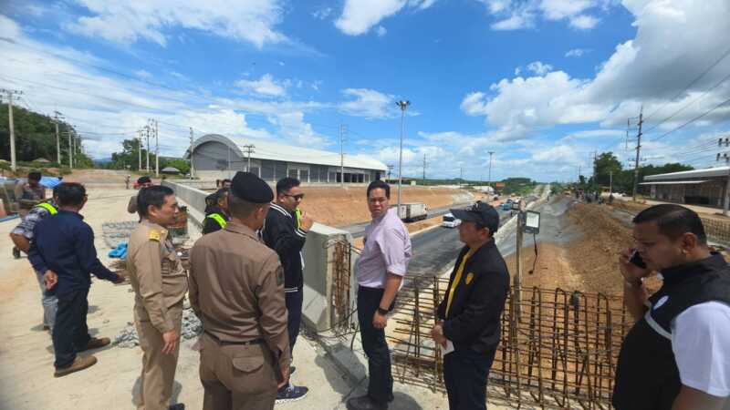 “สรรเพชญ” ลงพื้นที่บางกล่ำ เร่งคืนผิวจราจรภายในปลายกันยายน ย้ำความปลอดภัยประชาชน หลังอุบัติเหตุซ้ำซ้อนช่วงก่อสร้าง