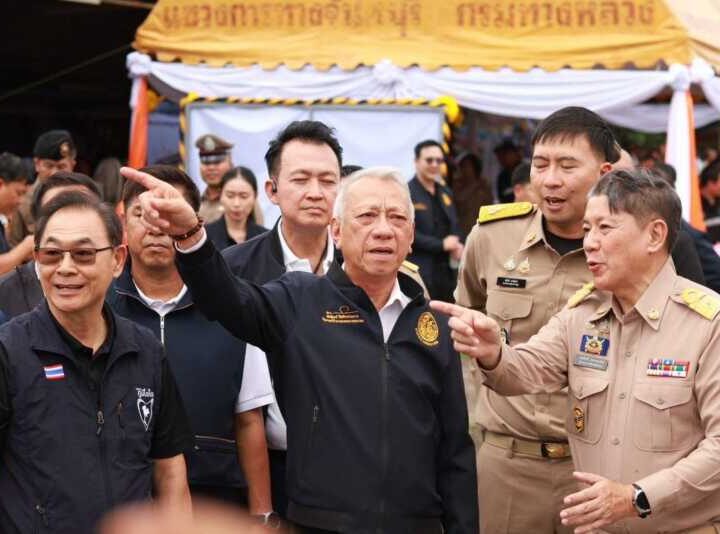 จ.จันทบุรี รองนายก“พิพัฒน์” ลงพื้นที่จันทบุรี ตรวจโครงสร้างพื้นฐานแก้รถติด-หนุนท่องเที่ยว เล็งศึกษาเส้นทางรถไฟเชื่อมตราด หวังหนุนภาคการท่องเที่ยวและระบบโลจิสติกส์ส่งออกผลไม้เศรษฐกิจ