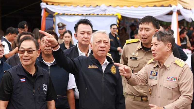 จ.จันทบุรี รองนายก“พิพัฒน์” ลงพื้นที่จันทบุรี ตรวจโครงสร้างพื้นฐานแก้รถติด-หนุนท่องเที่ยว เล็งศึกษาเส้นทางรถไฟเชื่อมตราด หวังหนุนภาคการท่องเที่ยวและระบบโลจิสติกส์ส่งออกผลไม้เศรษฐกิจ