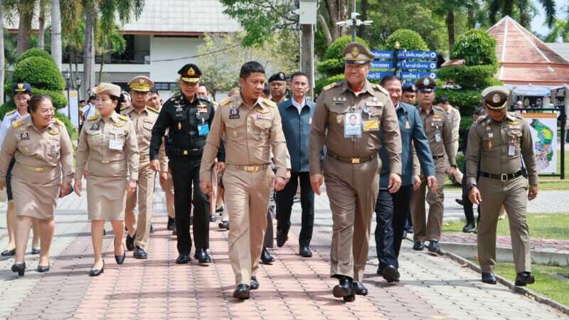 องคมนตรี เป็นประธานเปิดงาน “ชมศูนย์ศึกษา พัฒนาความรู้ ดูนิทรรศการ” ครั้งที่ 27 ณ ศูนย์ศึกษาการพัฒนาพิกุลทองฯ จ.นราธิวาส มุ่งสืบสานพระราชปณิธาน สานประโยชน์สุขสู่ปวงประชา