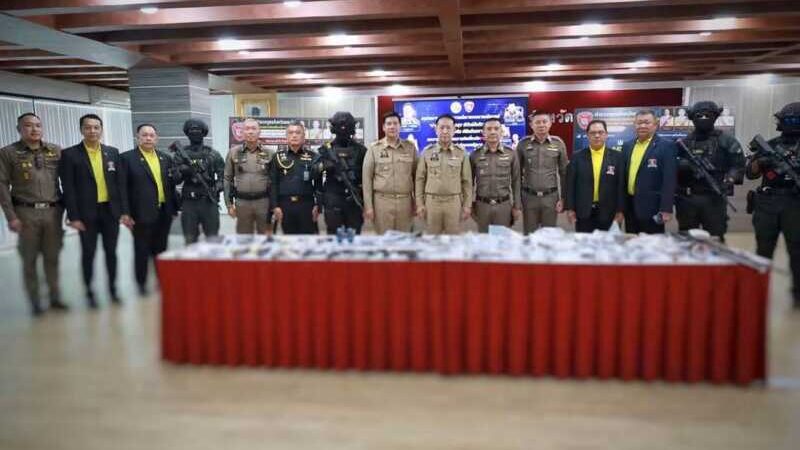 ชลบุรีผนึกกำลัง “ปกครอง-ตำรวจ เป็นหนึ่งเดียว” เดินหน้าปราบยาเสพติด อาชญากรรม อาวุธปืน และนอมินี พร้อมสร้างความปลอดภัยและความเชื่อมั่นแก่ประชาชนและนักท่องเที่ยว