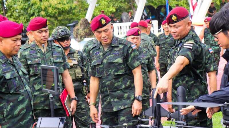 ทหารรบพิเศษจัดการแข่งขันทักษะการใช้อากาศยานไร้คนขับทิ้งระเบิดทำลายเป้าหมาย