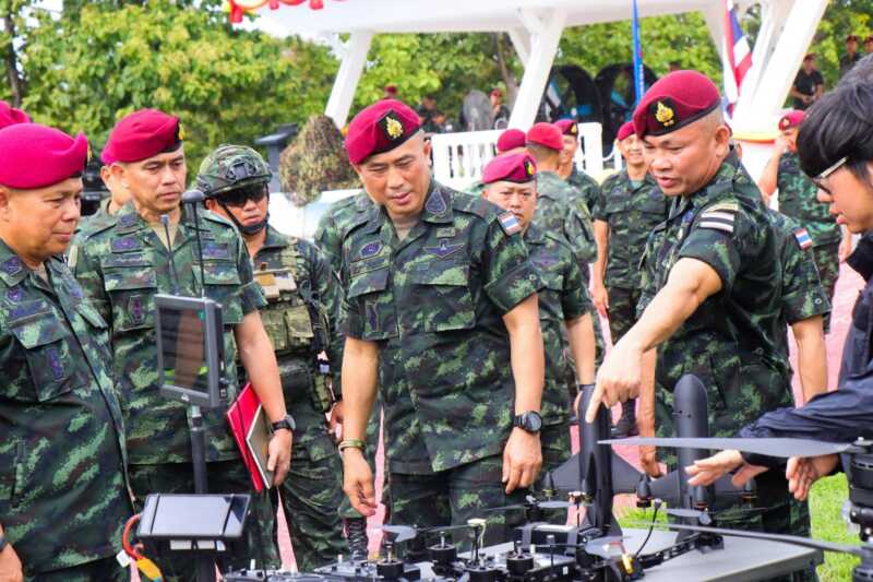 ทหารรบพิเศษจัดการแข่งขันทักษะการใช้อากาศยานไร้คนขับทิ้งระเบิดทำลายเป้าหมาย