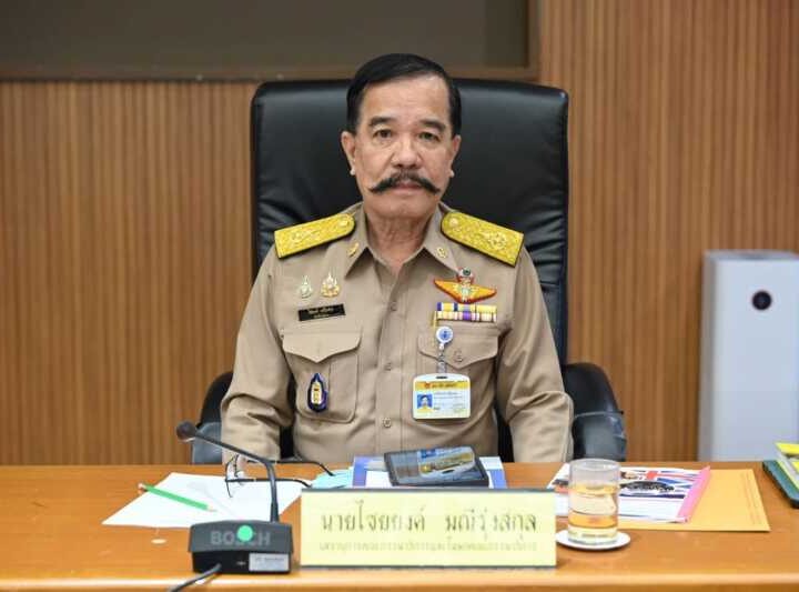 ไชยยงค์ มณีรุ่งสกุลสมาชิกวุฒิสภาสายทหารฯ ถามความรับผิดชอบจาก แม่ทัพภาคที่ 4 ในความล้มเหลวของการป้องกันเหตุร้ายในสามจังหวัดชายแดนภาคใต้