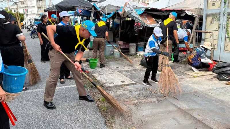 เทศบาลเมืองแสนสุข จัดโครงการพัฒนาเมืองสะอาด ประจำปีงบประมาณ 2569 ครั้งที่ 2 𝐁𝐢𝐠 𝐂𝐥𝐞𝐚𝐧𝐢𝐧𝐠 𝐃𝐚𝐲 ขับเคลื่อนความสะอาดและความเป็นระเบียบเรียบร้อยของเมือง จังหวัดชลบุรี