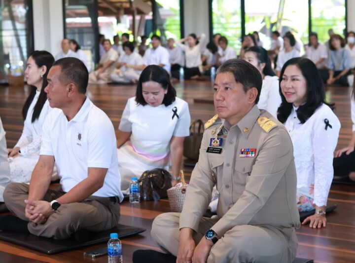 จ.จันทบุรี จัดโครงการ “ครอบครัวหิ้วตะกร้า ศรัทธาอิ่มบุญ” เข้าวัดปฏิบัติธรรมวันพระ ณ วัดป่าแก้ว