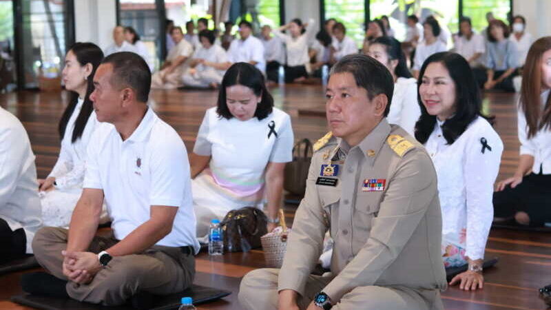 จ.จันทบุรี จัดโครงการ “ครอบครัวหิ้วตะกร้า ศรัทธาอิ่มบุญ” เข้าวัดปฏิบัติธรรมวันพระ ณ วัดป่าแก้ว