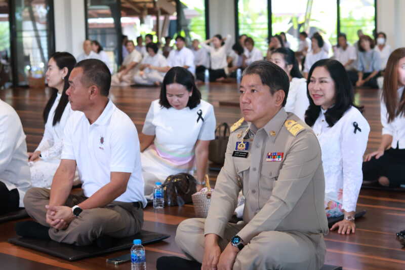 จ.จันทบุรี จัดโครงการ “ครอบครัวหิ้วตะกร้า ศรัทธาอิ่มบุญ” เข้าวัดปฏิบัติธรรมวันพระ ณ วัดป่าแก้ว