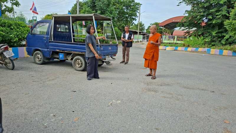 ปทุมธานีแก๊งโจ๋ต่างถิ่นปาระเบิดปิงปองป่วนรร.และวัดโชว์กร่างชักปืนขู่ ครูเวรโดนลูกหลงเจ็บ