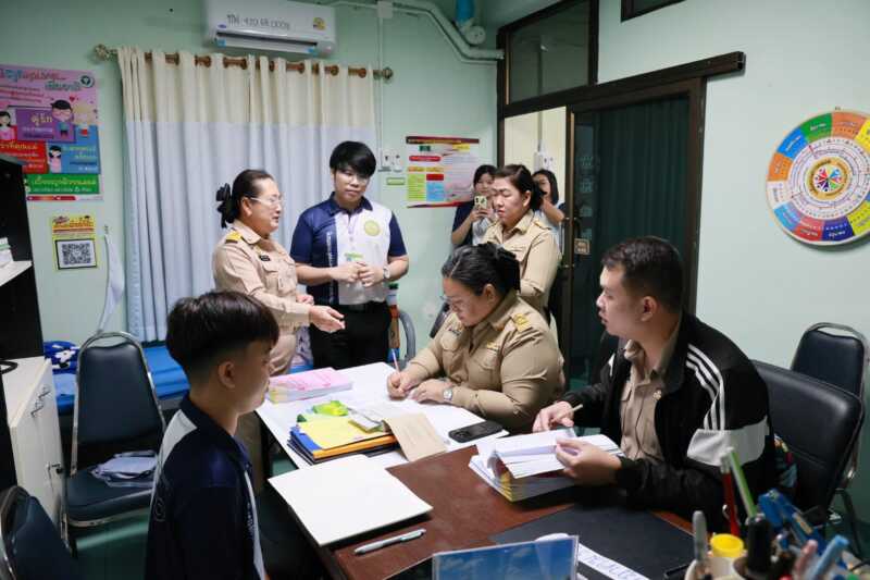 พิษณุฏลก อบจ.พิษณุโลก ออกตรวจนิเทศการปฏิบัติงานของ รพ.สต.ในเขต อ.เนินมะปราง เพื่อยกระดับระบบสุขภาพปฐมภูมิ ตามนโยบาย “หมอใกล้ตัว”