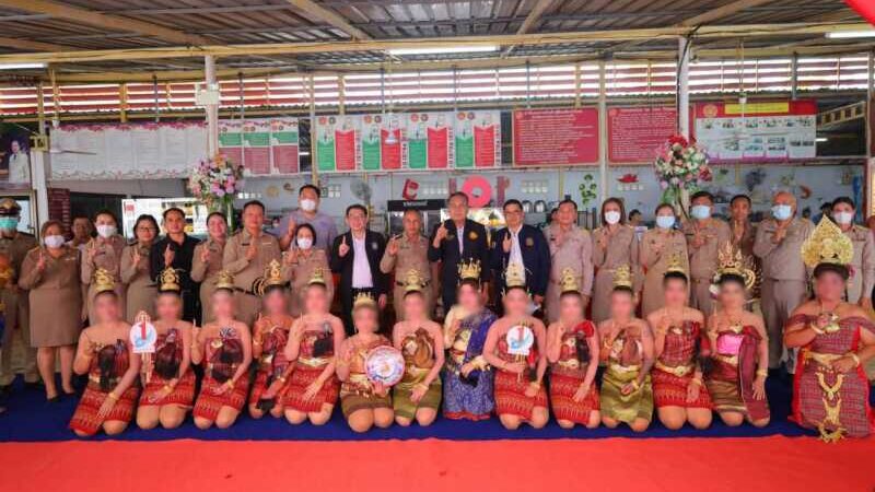 โฆษกกระทรวงแรงงานลงพื้นที่เรือนจำร้อยเอ็ด ติดตามโครงการฝึกอาชีพผู้ต้องขัง ชูทักษะสร้างงาน สร้างรายได้ ก่อนคืนสู่สังคม