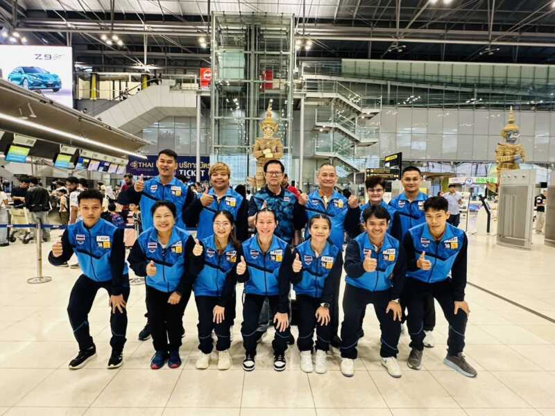 จอมพลังยุวชนและเยาวชนทีมชาติไทย ชุดแรก มุ่งหน้าสู่กรุงทาชเคนท์ ประเทศอุซเบกิสถาน เพื่อเข้าร่วมแข่งขันยกน้ำหนักยุวชนและเยาวชนชิงชนะเลิศแห่งเอเชีย ระหว่างวันที่  4-14 สิงหาคม 2569 แล้ว ขณะที่นักกีฬาชุดที่ 2 จะตามไปสมทบ วันที่ 7 สิงหาคม 2569