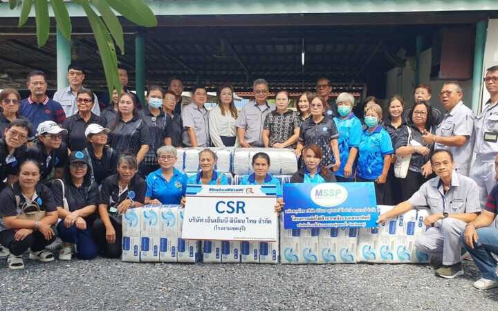 ลพบุรี – โรงพยาบาลส่งเสริมสุขภาพร่วมกับภาคเอกชน มอบ แพมเพิส ให้ผู้ป่วย ติดเตียง 110 รายรวมถึง การติดตั้งแผงโซล่าเซลล์ ช่วยลดค่าไฟฟ้า และช่วยลดสภาวะโลกร้อน
