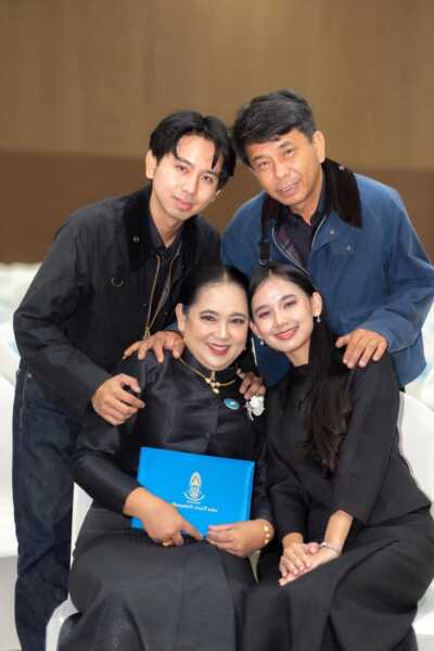 พังงา-“สจ.เอ๋” รองประธานสภา อบจ.พังงา เข้ารับพระราชทานรางวัลแม่ดีเด่นแห่งชาติ ประจำปี 2569