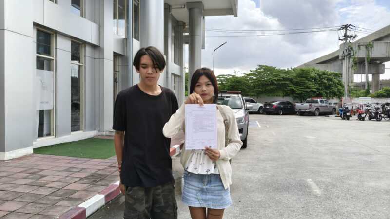 ปทุมธานี – แก๊งโจ๋แว้นจยย.ชักปืนจ่อขู่ไล่ล่า2เยาวชนกลางดึกเหยื่อผวาหนักวอน ตร.คูคต เร่งล่าตัว