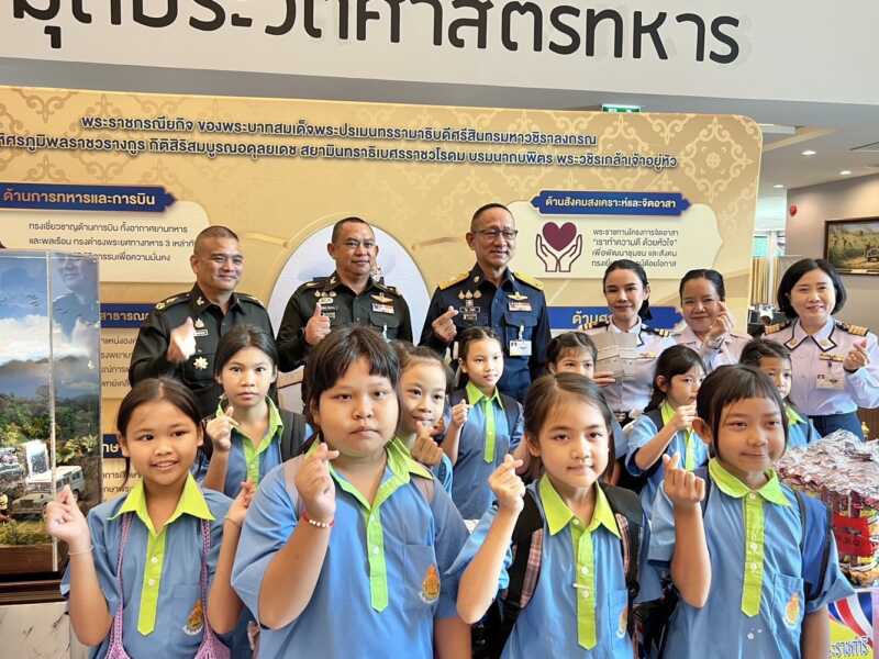 ปทุมธานี – สนร.นทพ. ร่วมจัดนิทรรศการ รักชาติ เฟสติวัล ครั้งที่ 9 น้อมนำศาสตร์พระราชาสู่คนรุ่นใหม่