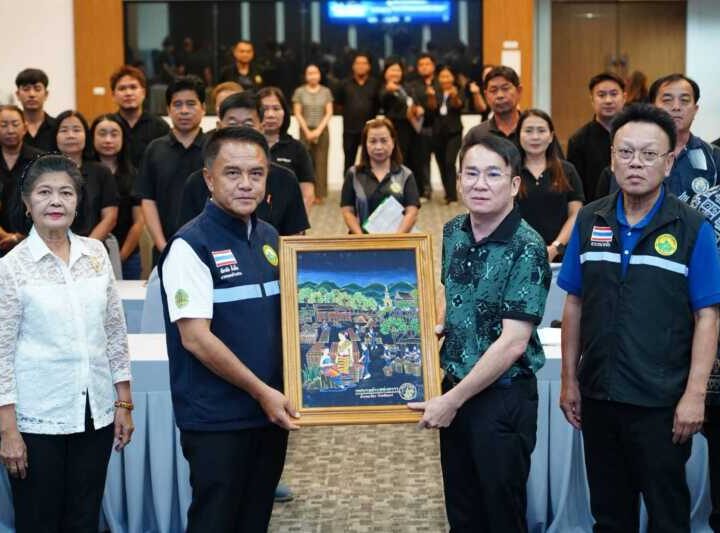นายกเทศมนตรีนครบ้านสวน ให้การต้อนรับคณะศึกษาดูงานจากเทศบาลตำบลทุ่งกวาว จังหวัดแพร่