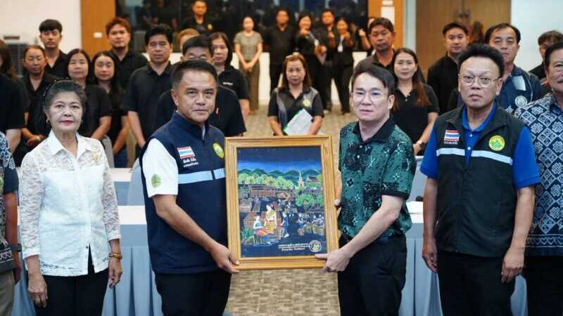 นายกเทศมนตรีนครบ้านสวน ให้การต้อนรับคณะศึกษาดูงานจากเทศบาลตำบลทุ่งกวาว จังหวัดแพร่