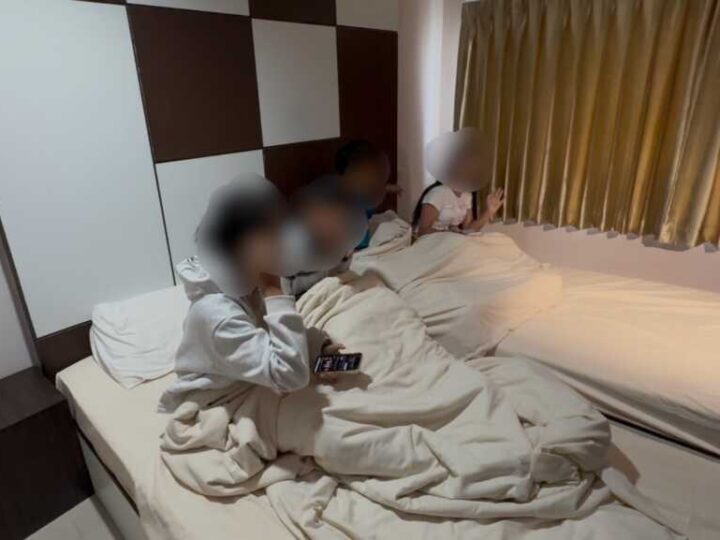 บุกโรงแรมกลางเมืองมหาสารคาม พบเยาวชน 18 คน พักรวม 4 ห้อง ใบอนุญาตขาดต่อเนื่อง 5 ปี 6 เดือนใน