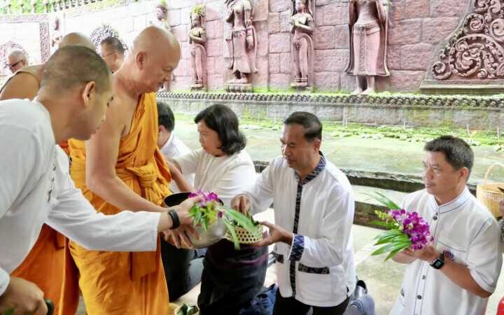 นครนายก – ส่งเสริมวิถีธรรม ชวนเข้าวัดปฏิบัติธรรม “ครอบครัวหิ้วตะกร้า ศรัทธาอิ่มบุญ อุดหนุนชุมชน”