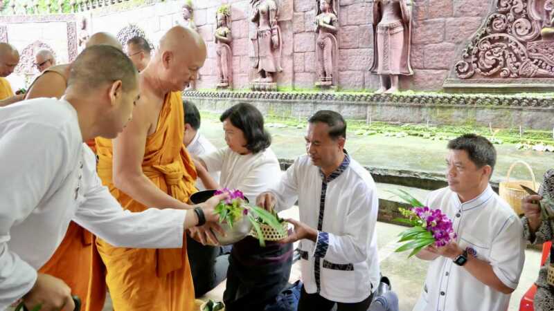 นครนายก – ส่งเสริมวิถีธรรม ชวนเข้าวัดปฏิบัติธรรม “ครอบครัวหิ้วตะกร้า ศรัทธาอิ่มบุญ อุดหนุนชุมชน”