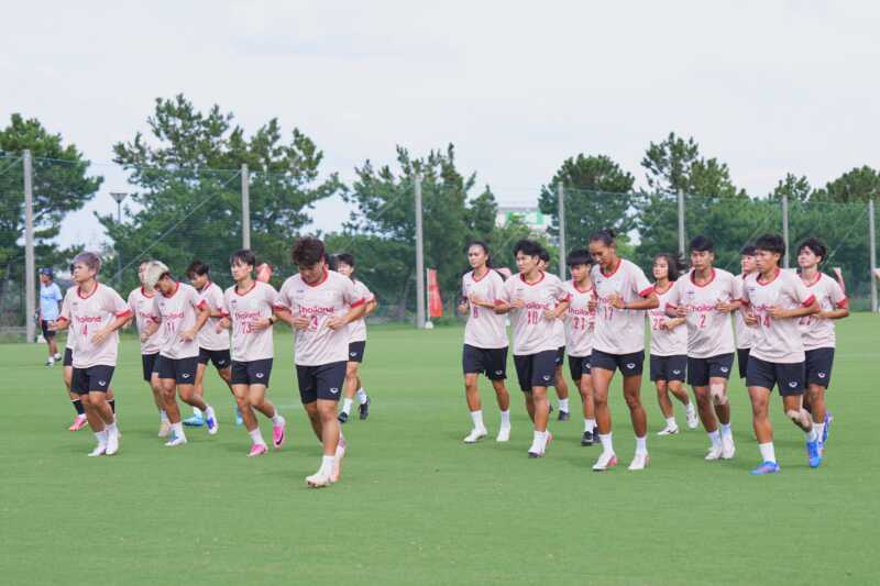 ฟุตบอลหญิงไทย ซ้อมต่อเนื่อง เตรียมชนเวียดนาม ชี้ชะตาเข้ารอบ Asian Games 2026, “ริญญาภัทร์” รับทีมไม่กดดันแม้มีเป้าหมายเดียวคือต้องชนะ