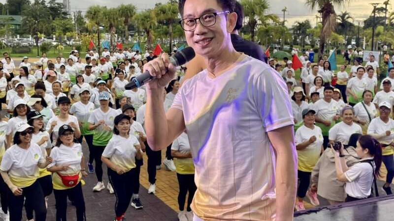จ.จันทบุรี จัดกิจกรรม “RUN FUN FIN 2026” นักวิ่งกว่า 2,000 คน ลุยฝนร่วมงานคึกคัก ยกระดับสู่เมืองกีฬา Sports City