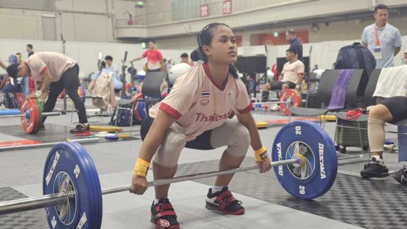 จอมพลังทีมชาติไทยชุดเข้าร่วมมหกรรมกีฬาเอเชียนเกมส์ ครั้งที่ 20 ที่ประเทศญี่ปุ่น เริ่มซ้อมเรียกพละกำลัง ด้านนายสมศักดิ์ กาญจนาคาร ผู้จัดการทีม เปิดเผยสภาพจิตใจนักกีฬาฮึกเหิมมีความพร้อม ก่อนที่การแข่งขันยกน้ำหนักจะเปิดฉากชิงชัยวันแรก 23 กันยายน 2569