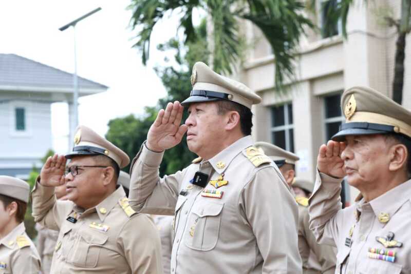 พิษณุโลกอบจ.พิษณุโลก จัดกิจกรรมเชิญธงชาติไทยและร้องเพลงชาติไทย เนื่องใน “วันพระราชทานธงชาติไทย”