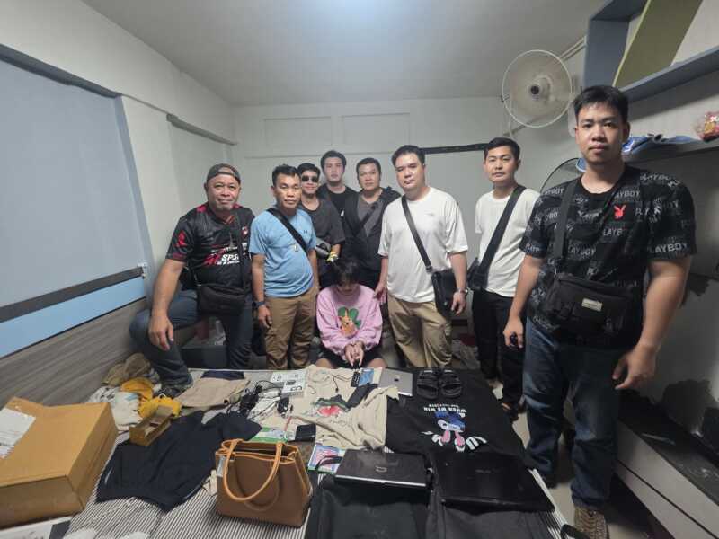 ปทุมธานี – ตร.รวบโจรตระเวนงัดโกดังกวาดทรัพย์นับล้านอ้างหาเงินเล่นพนันวงจรปิดจับภาพได้