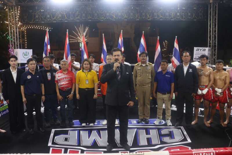 พล.ต.ท.ไตรรงค์ ผิวพรรณ ผู้ช่วยผู้บัญชาการตำรวจแห่งชาติ และ ดร.หิมาลัย ผิวพรรณ อดีตที่ปรึกษารองนายกรัฐมนตรี และประธานที่ปรึกษามูลนิธิพระราหู ร่วมเป็นประธานอำนวยการและประธานจัดการแข่งขัน”มหกรรมมวยไทยนานาชาติ วันกตัญญูบูรพาจารย์หลวงพ่อคูณ ปริสุทโธ” ที่ เวทีมวยชั่วคราววัดบ้านไร่ จ.นครราชสีมา