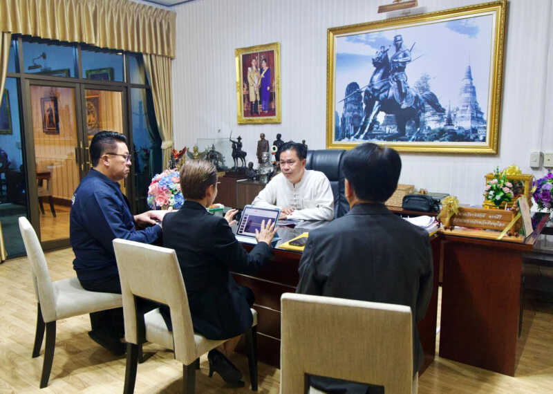 พิษณุโลก นายก อบจ.พิษณุโลก นำคณะเข้าพบ ผวจ.พิษณุโลก-แม่ทัพภาคที่ 3 เตรียมความพร้อมจัดงานพระราชพิธีถวายพระเพลิงพระบรมศพ สมเด็จพระนางเจ้าสิริกิติ์
