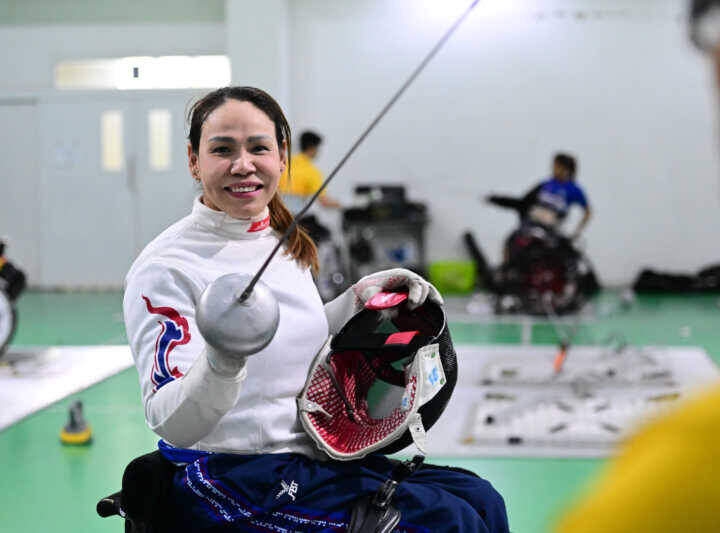 “สายสุนีย์” นำทัพ 14 วีลแชร์ฟันดาบไทย ชิงทองเอเชียนพาราเกมส์ ญี่ปุ่น