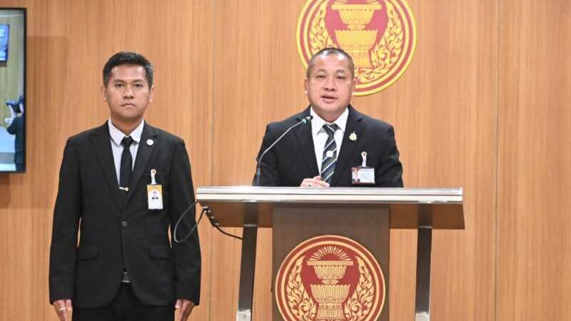 กรุงเทพมหานครส.ส.ดาชัย พรรคกล้าธรรมเดินหน้าสอบพิรุธยึดสินค้าไม่ได้มาตรฐานจี้ตรวจเส้นทางเงิน–นอมินีเตรียมเรียกบริษัทชี้แจง 29 ต.ค.