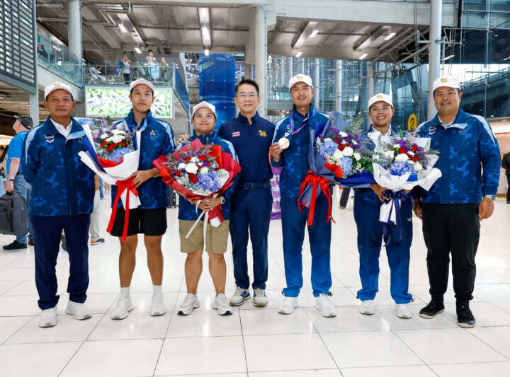 “โปรเพชร” สดมภ์ นำทัพกอล์ฟไทยกลับถึงไทย หลังคว้าเหรียญประวัติศาสตร์เอเชียนเกมส์ 2026