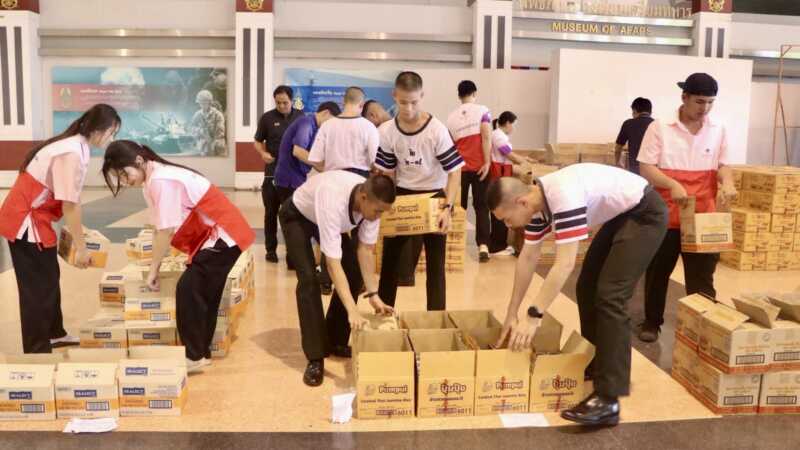 นครนายก – เหล่ากาชาดจังหวัดนครนายก ร่วมบรรจุชุดธารน้ำใจ 1,207 ชุด เตรียมส่งต่อช่วยเหลือผู้ประสบอุทกภัย