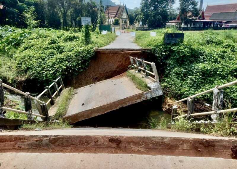 นครนายก – สะพานพังถล่ม หน่วยงานที่เกี่ยวข้องลงพื้นที่เร่งตรวจสอบ จัดทำเส้นทางเบี่ยงสัญจรชั่วคราว