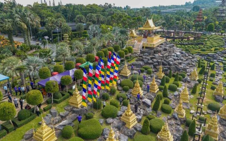 นงนุช เวิลด์ พัทยา สืบสานศรัทธาหิมาลัย เปลี่ยนธงมนตรา 9 ต้น เชื่อมวัฒนธรรมไทย–ภูฏาน–ทิเบต–เนปาล